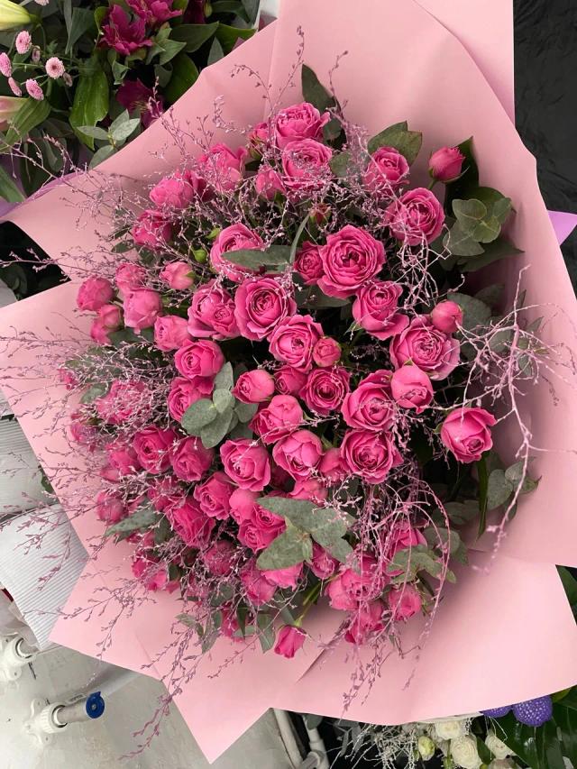 Elegant bouquet roses | ծաղիկներ, ծաղկեպսակներ, բույսեր - առաքում Երևան