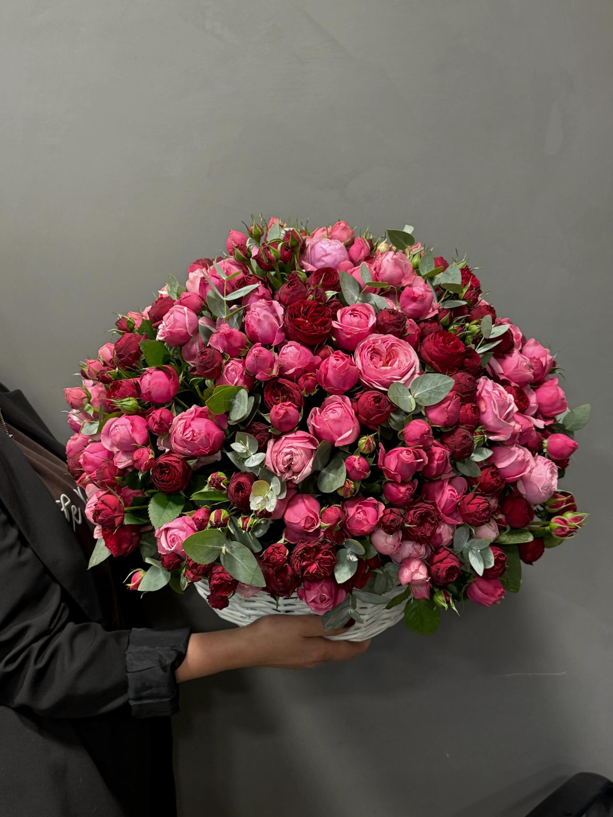 A basket of peonies | ծաղիկներ, ծաղկեպսակներ, բույսեր Երևան A basket of peonies | ծաղիկներ, ծաղկեպսակներ, բույսեր Երևան