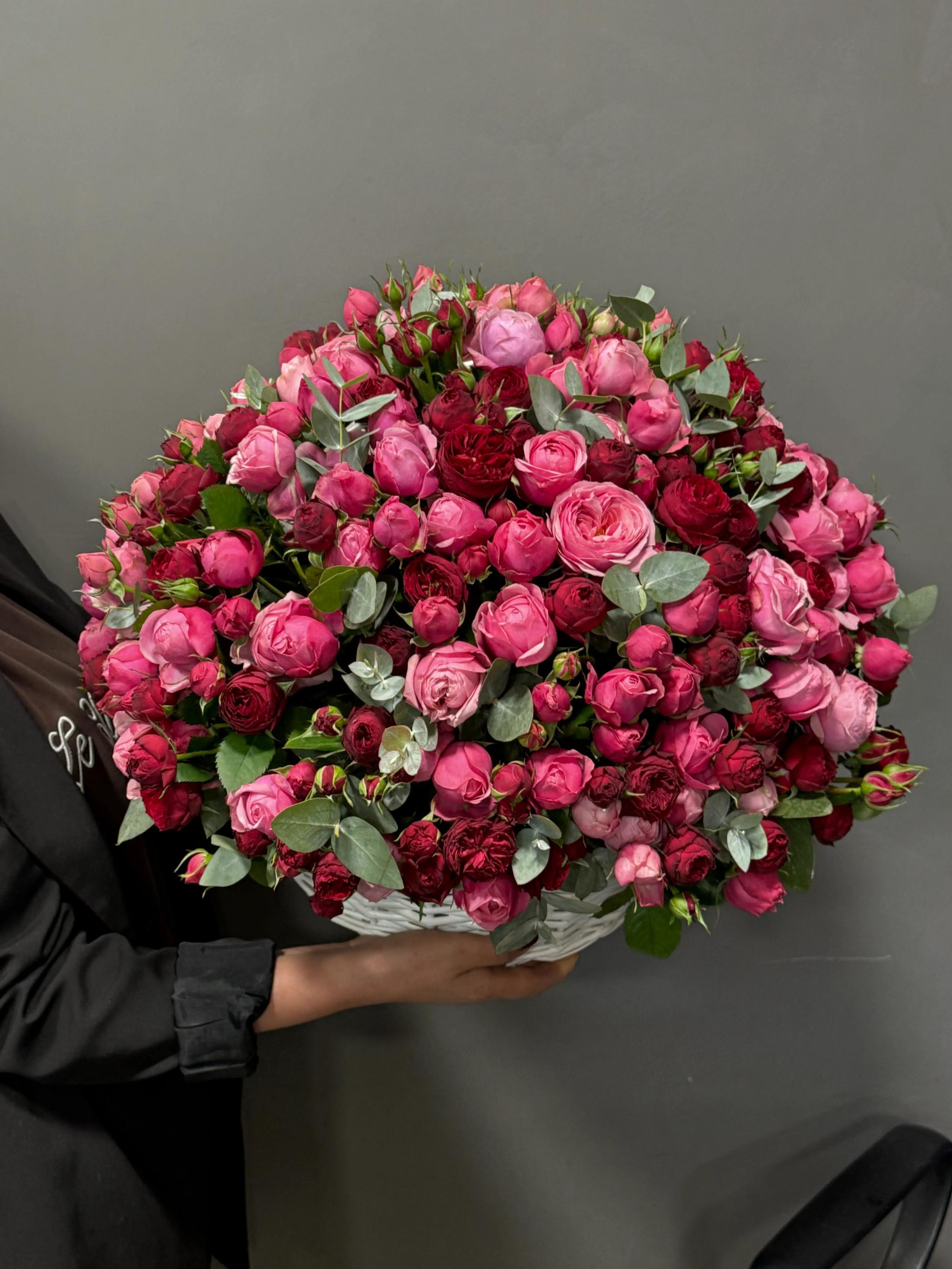 A basket of peonies | ծաղիկներ, ծաղկեպսակներ, բույսեր Երևան A basket of peonies | ծաղիկներ, ծաղկեպսակներ, բույսեր Երևան