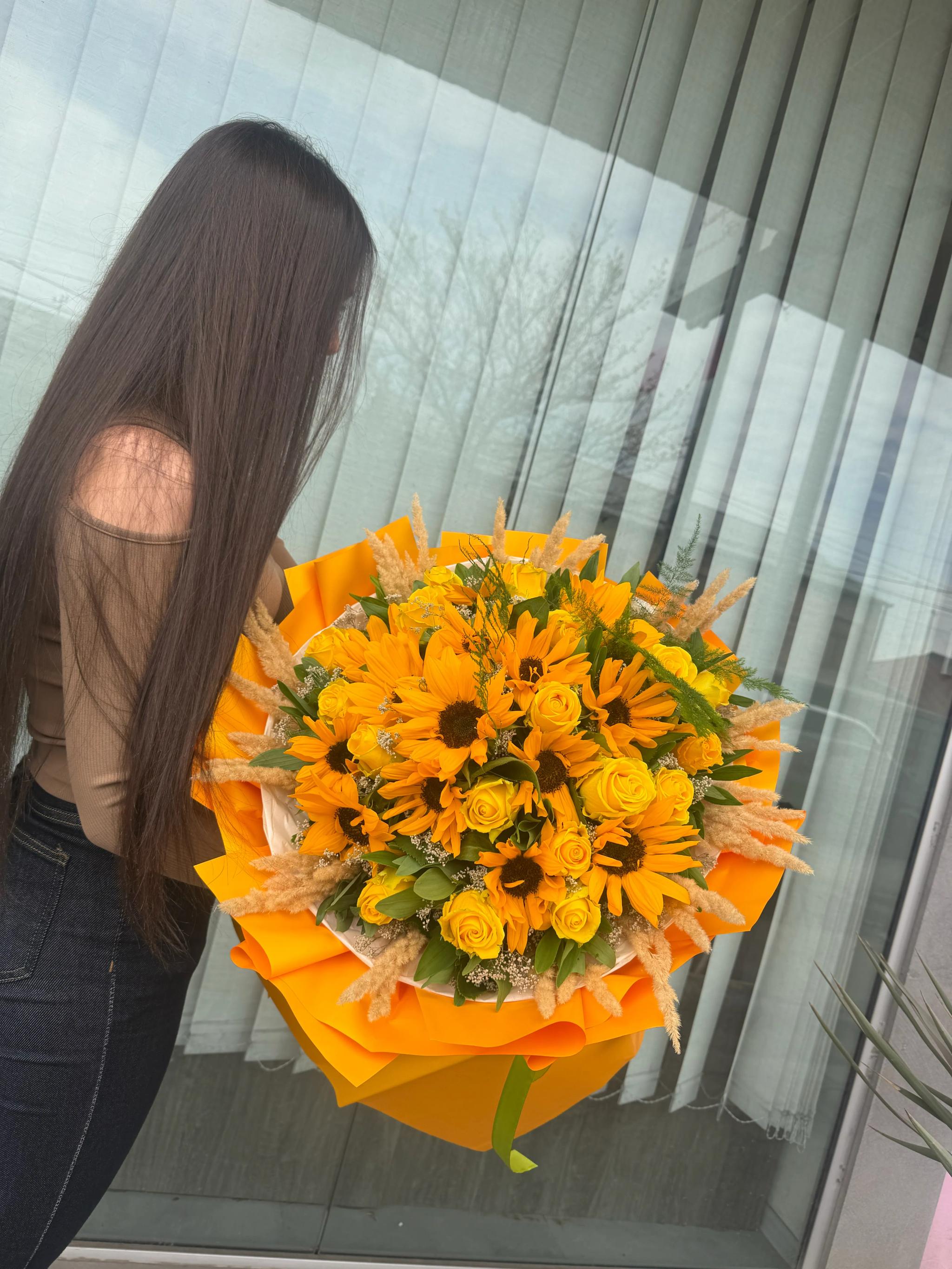 Orange bunch | ծաղիկներ, ծաղկեպսակներ, բույսեր Երևան Orange bunch | ծաղիկներ, ծաղկեպսակներ, բույսեր Երևան