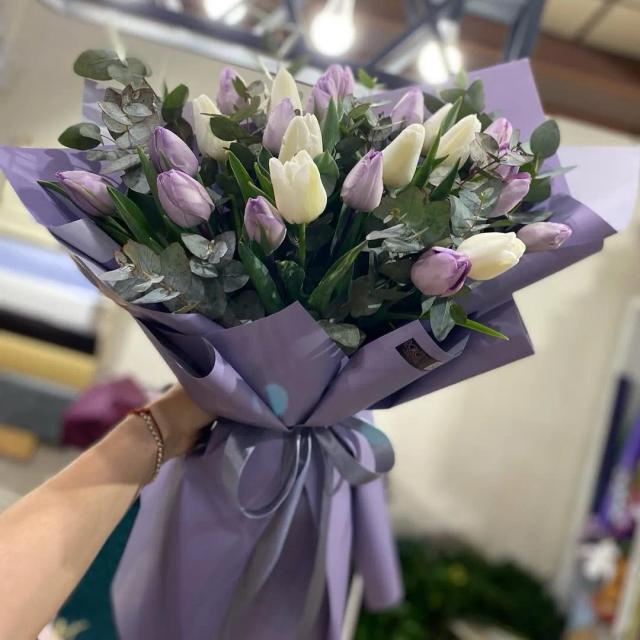 Bunch of Tulips | ծաղիկներ, ծաղկեպսակներ, բույսեր - առաքում Երևան Bunch of Tulips | ծաղիկներ, ծաղկեպսակներ, բույսեր - առաքում Երևան