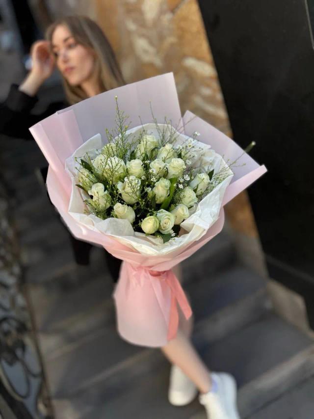 Classic bouquet | ծաղիկներ, ծաղկեպսակներ, բույսեր - առաքում Երևան Classic bouquet | ծաղիկներ, ծաղկեպսակներ, բույսեր - առաքում Երևան