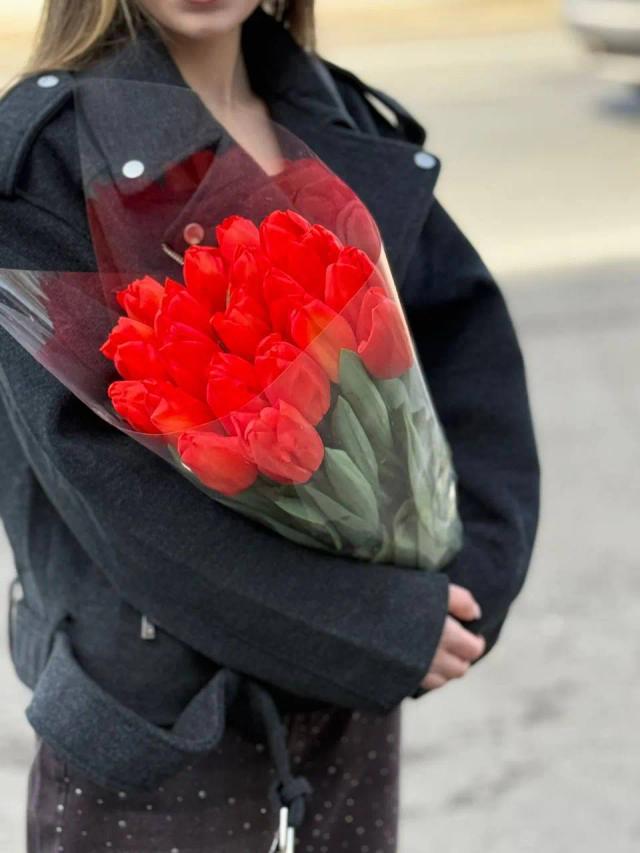 Red tulips | ծաղիկներ, ծաղկեպսակներ, բույսեր - առաքում Երևան Red tulips | ծաղիկներ, ծաղկեպսակներ, բույսեր - առաքում Երևան