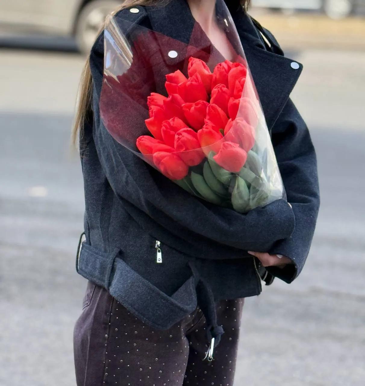 Red tulips | ծաղիկներ, ծաղկեպսակներ, բույսեր Երևան Red tulips | ծաղիկներ, ծաղկեպսակներ, բույսեր Երևան