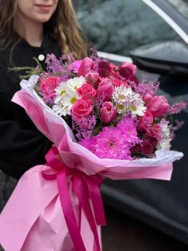 Pink elegance | ծաղիկներ, ծաղկեպսակներ, բույսեր - առաքում Երևան Pink elegance | ծաղիկներ, ծաղկեպսակներ, բույսեր - առաքում Երևան
